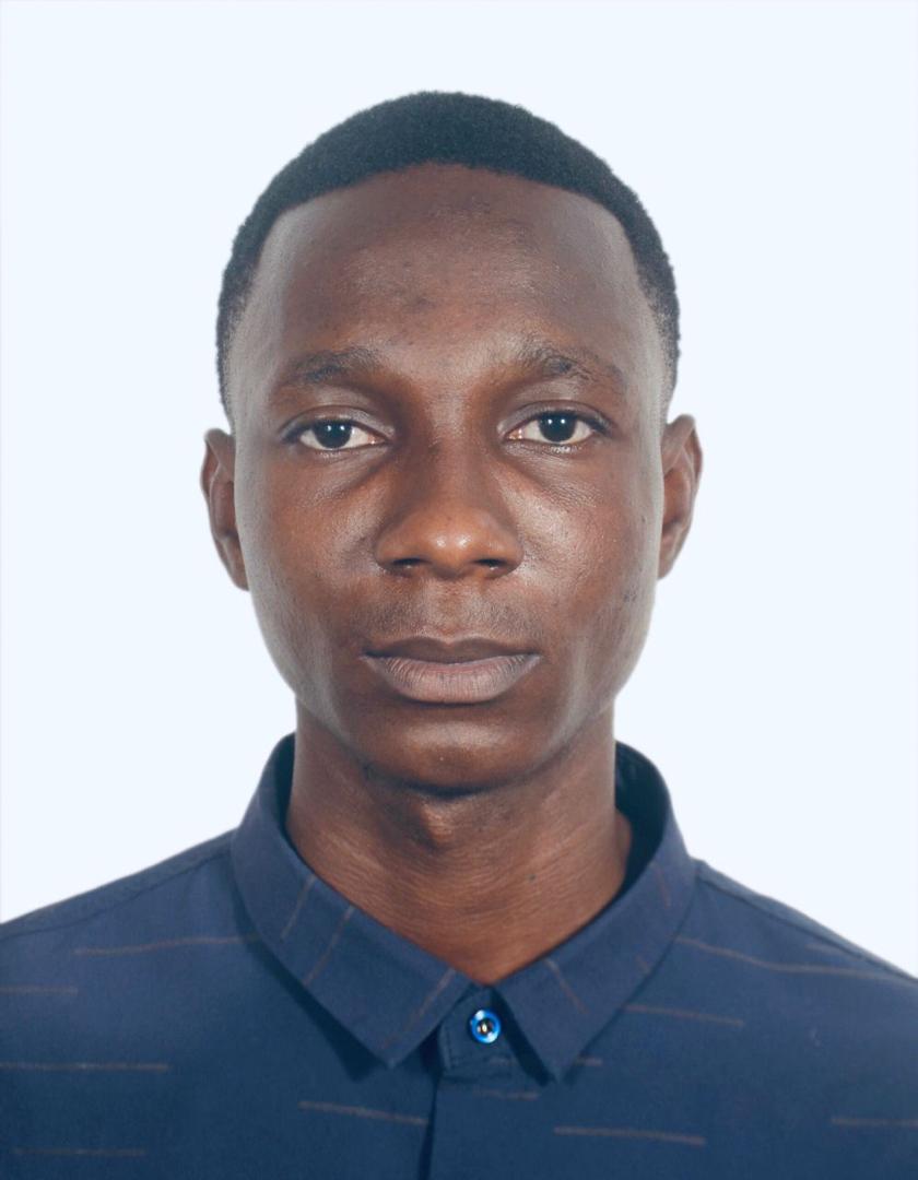 Aké Ange François Dingui 